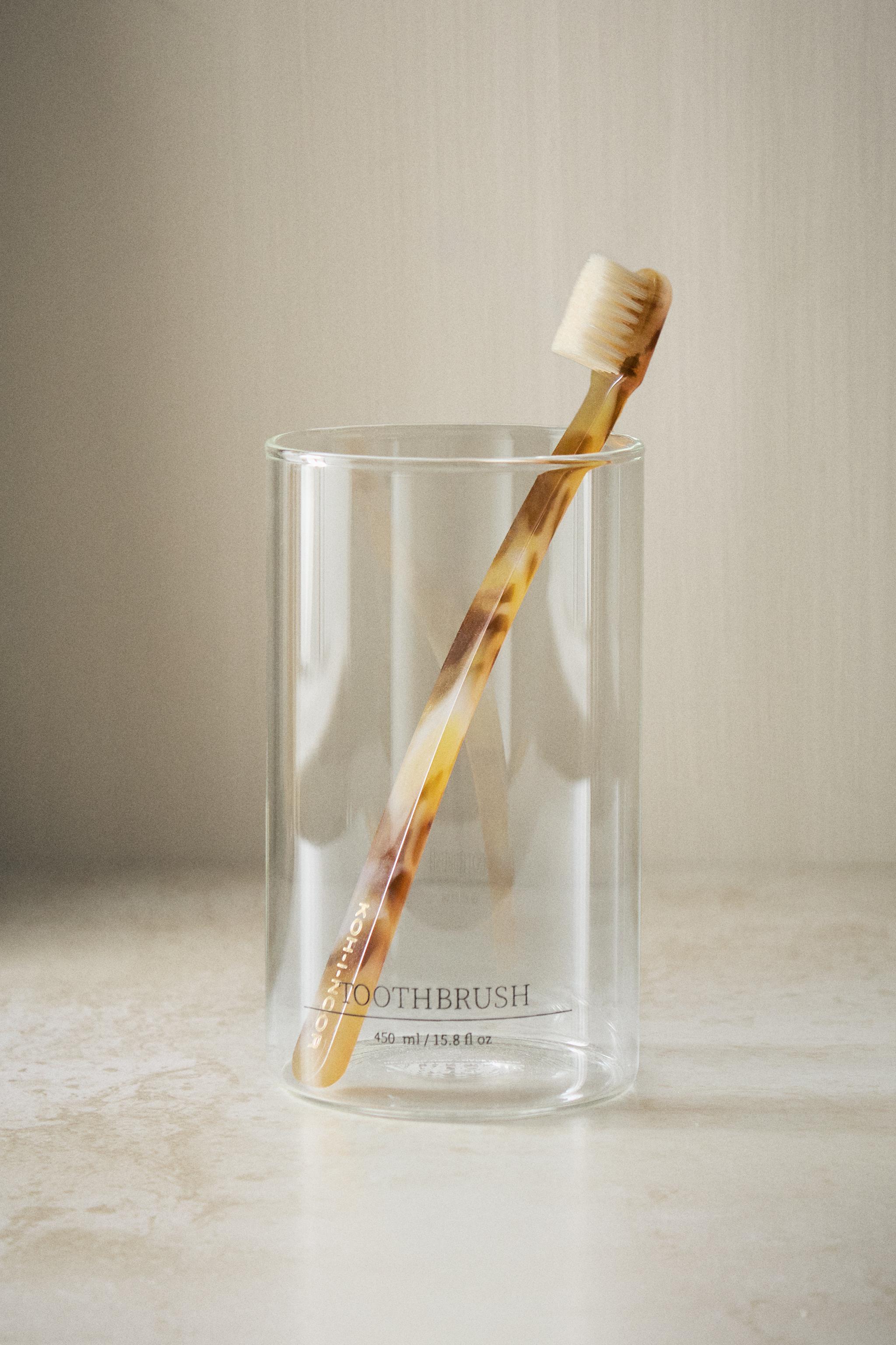 BOROSILICATE TOOTHBRUSH GLASS TEXT